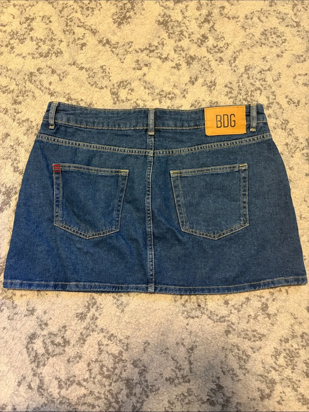 BDG simple blue